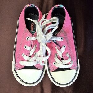 Converse All Star Pink Low Top Shoes Size 7 Toddler